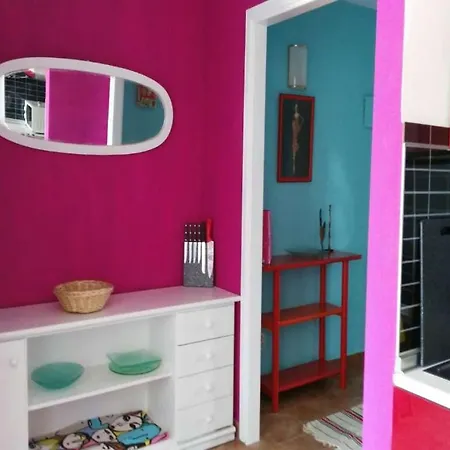 Sleeps 4 Pool Wifi T691558 *