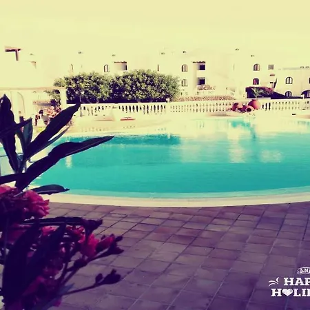 Διαμέρισμα Sleeps 4 Pool Wifi T691558 *
