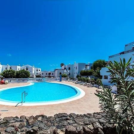 Sleeps 4 Pool Wifi T691558 Διαμέρισμα Costa Teguise