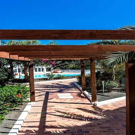 Sleeps 4 Pool Wifi T691558 Διαμέρισμα
