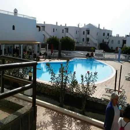 Διαμέρισμα Sleeps 4 Pool Wifi T691558